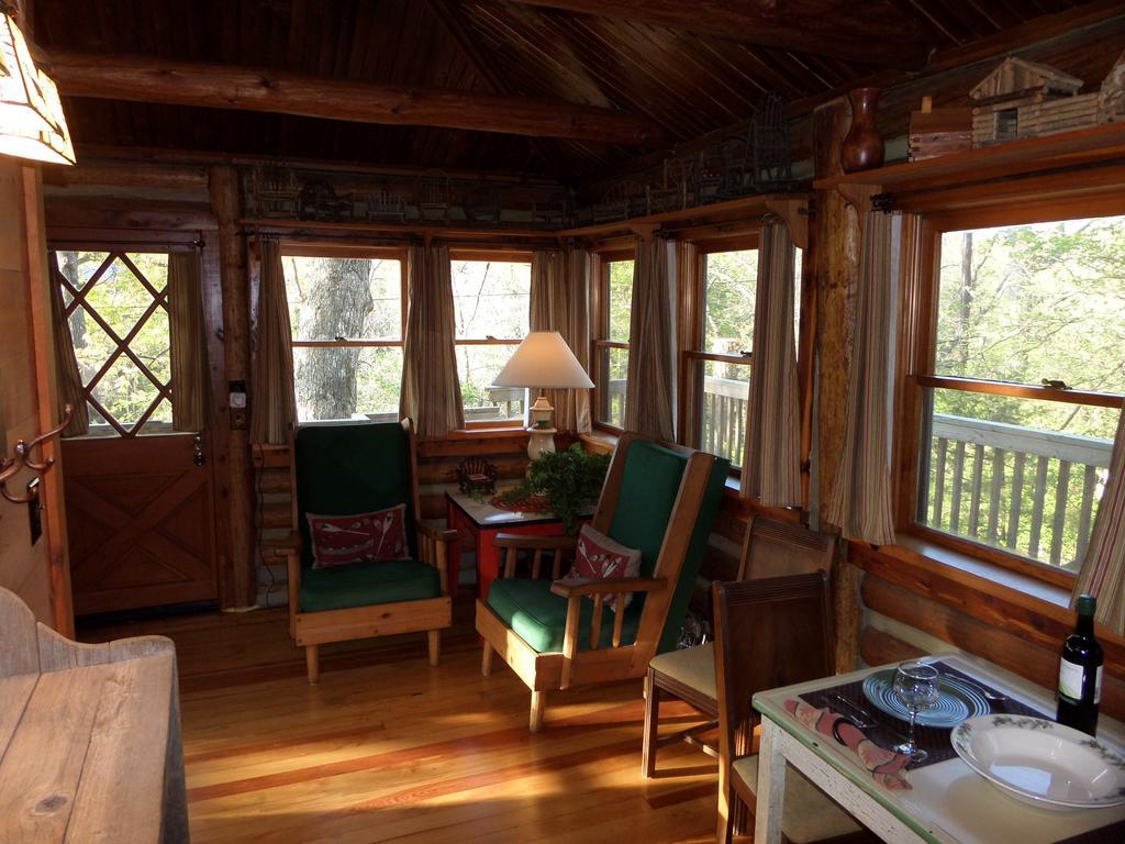 Вилла Lake Lucerne Treehouse Юрика Спрингс Экстерьер фото